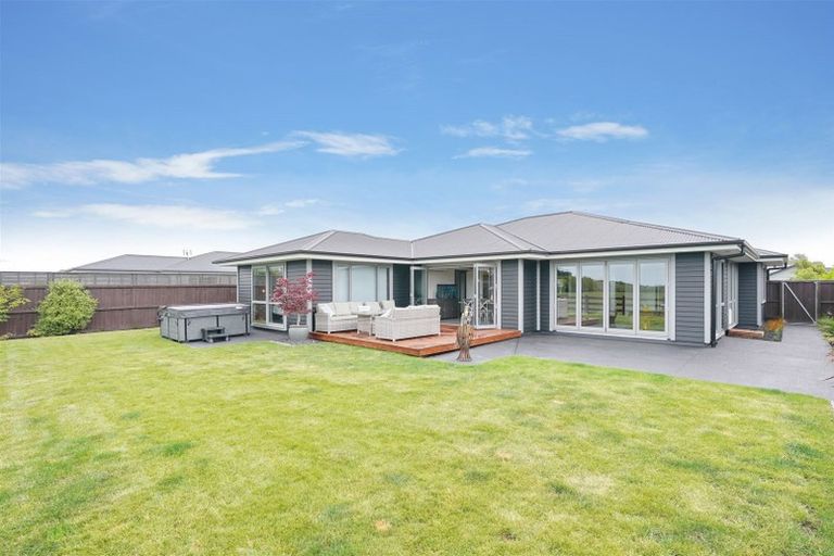 Photo of property in 94 Sutherland Drive, Kaiapoi, 7630