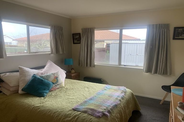 Photo of property in 11 Ngamotu Place, Mount Maunganui, 3116