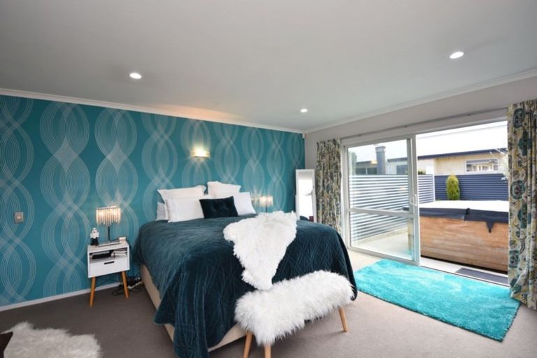 Photo of property in 16 Hoffman Court, Waikiwi, Invercargill, 9810