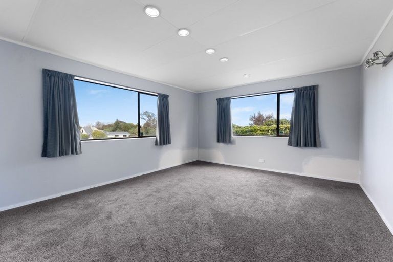 Photo of property in 30 Aiken Road, Saint Johns Hill, Whanganui, 4501