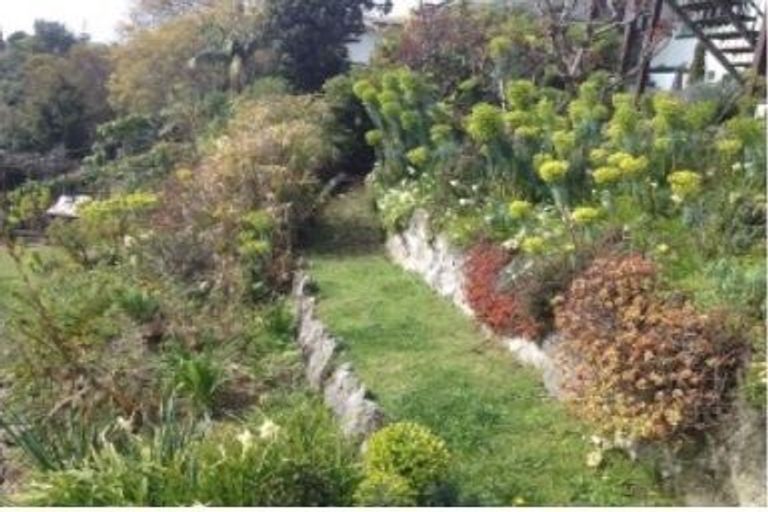 Photo of property in 28 George Street, Hospital Hill, Napier, 4110