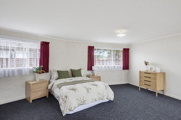 Photo of property in 19 Rimu Street, Levin, 5510