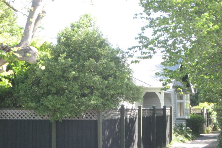 Photo of property in 22a Tainui Street, Somerfield, Christchurch, 8024