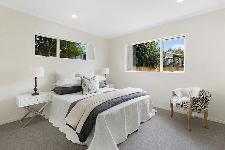 Photo of property in 14a Pooks Road, Ranui, Auckland, 0612