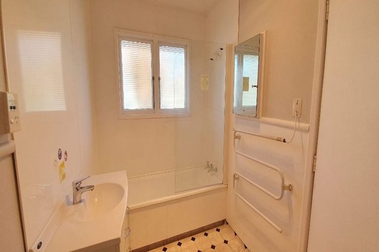 Photo of property in 7b Lascelles Street, Saint Martins, Christchurch, 8022