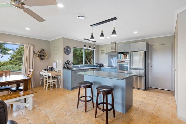 Photo of property in 5352 Kaipara Coast Highway, Wellsford, 0972