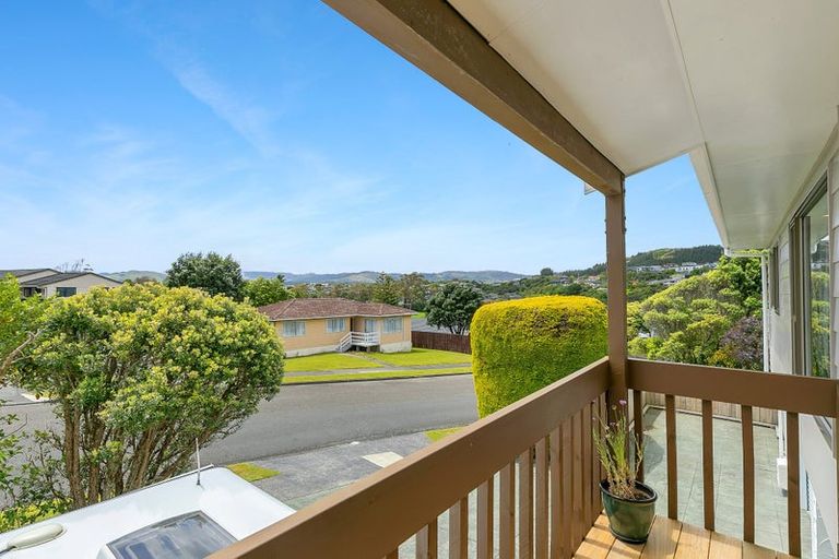 Photo of property in 4 Latitude Close, Whitby, Porirua, 5024