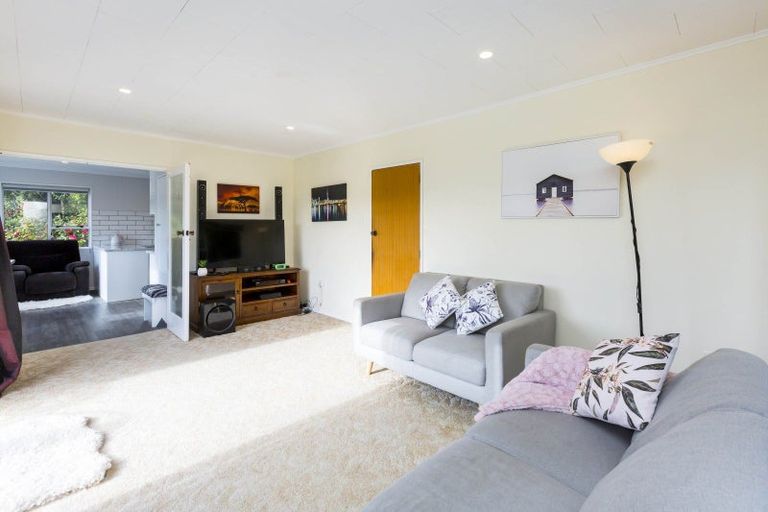Photo of property in 21 Cleary Street, Waterloo, Lower Hutt, 5011