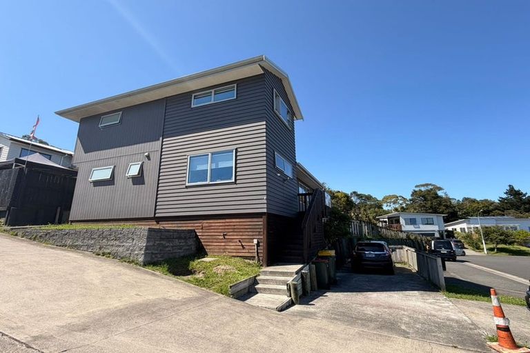Photo of property in 40 Leo Street, Glen Eden, Auckland, 0602