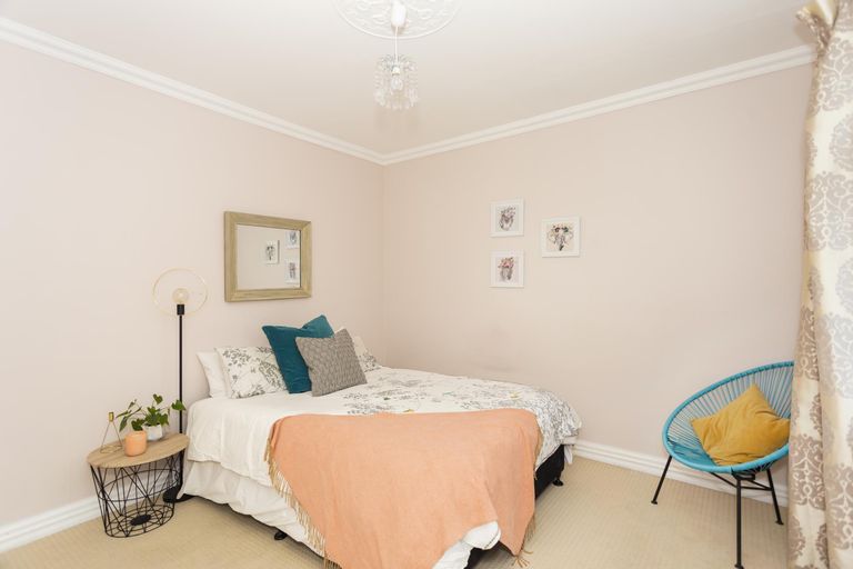 Photo of property in 48 Ure Street, South Hill, Oamaru, 9400