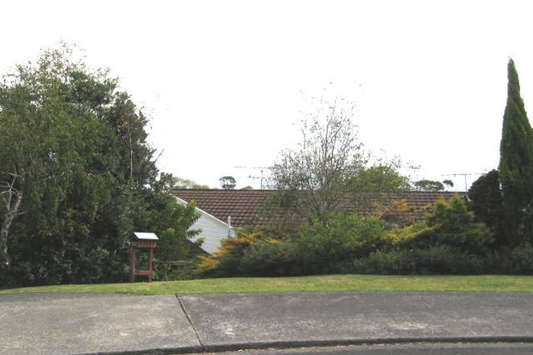Photo of property in 2/74 Waiau Street, Torbay, Auckland, 0630