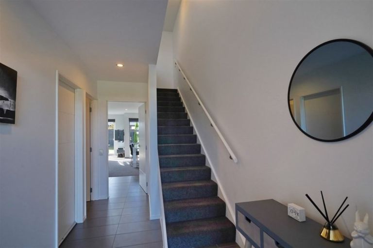 Photo of property in 4/20 Old Red Barn Road, Halswell, Christchurch, 8025