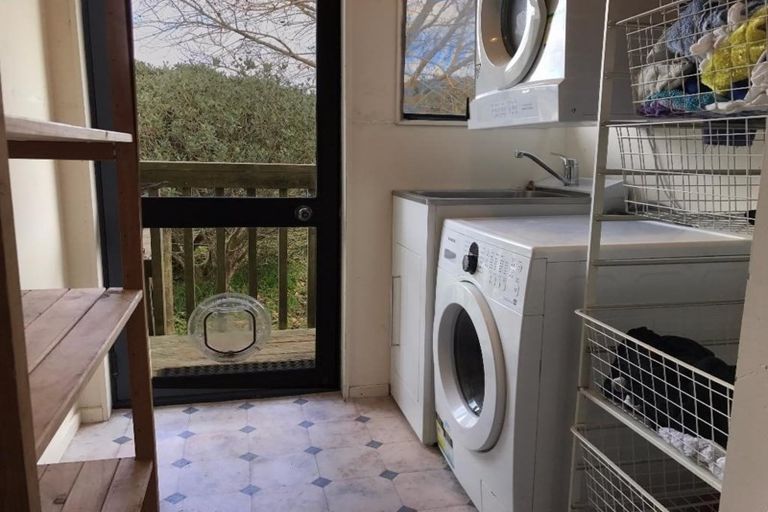 Photo of property in 690 Haruru Road, Kaukapakapa, 0873