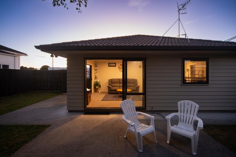 Photo of property in 159 Heretaunga Street, Palmerston North, 4414