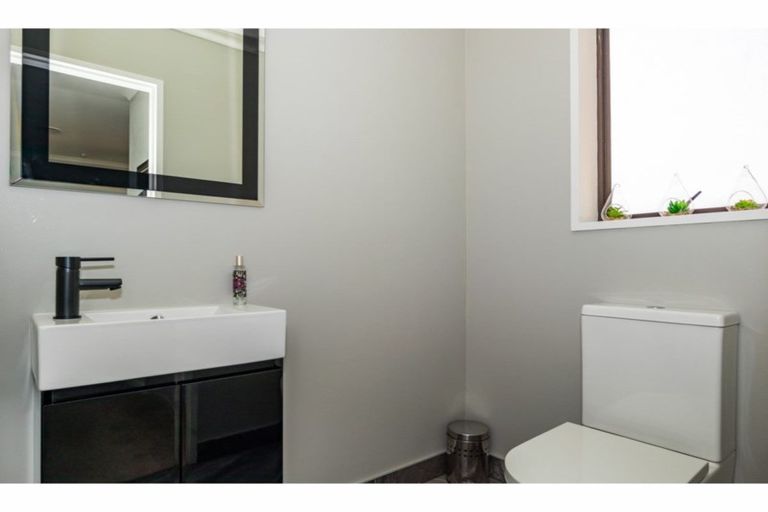 Photo of property in 37 Temple Crescent, Gleniti, Timaru, 7910