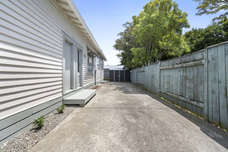 Photo of property in 471a Featherston Street, Palmerston North, 4414