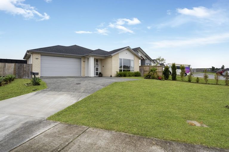 Photo of property in 25 Ahorangi Road, Silverdale, 0932