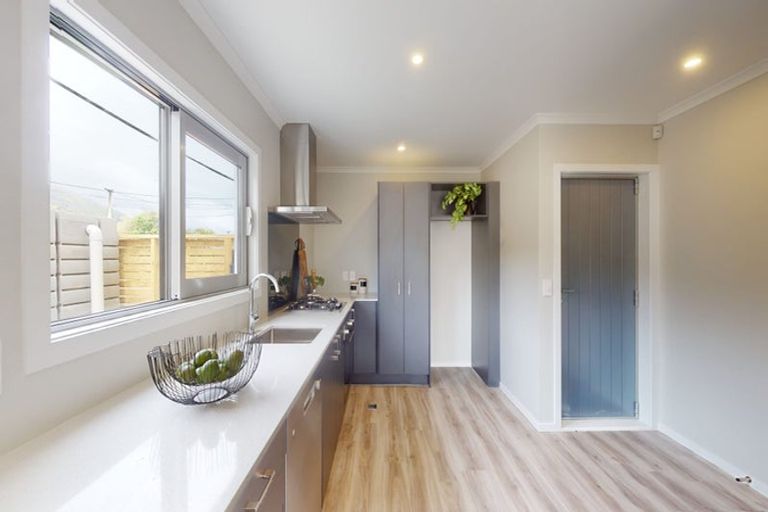 Photo of property in 34 Nile Street, Waterloo, Lower Hutt, 5011