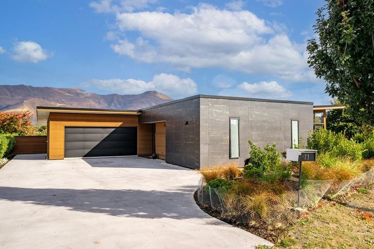 Photo of property in 73 Rob Roy Lane, Wanaka, 9305