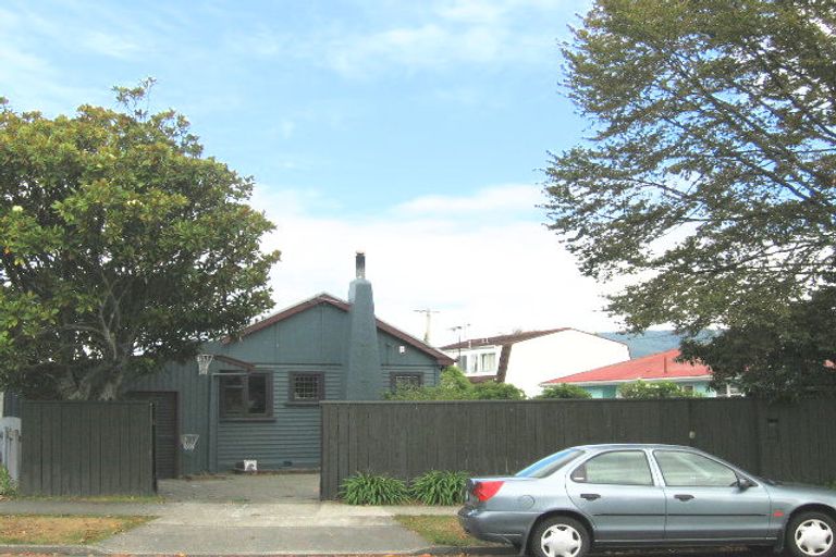 Photo of property in 63 Lane Street, Wallaceville, Upper Hutt, 5018