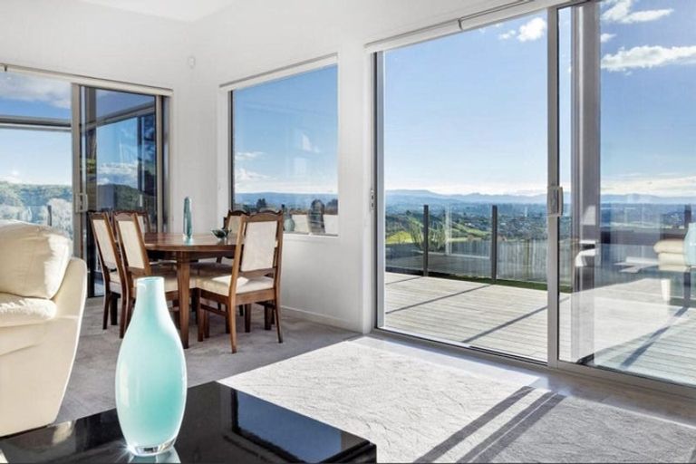 Photo of property in 22 Raptor Way, Welcome Bay, Tauranga, 3175