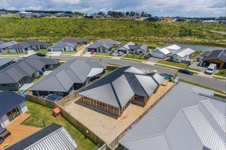 Photo of property in 126 Whakaturou Crescent, Pyes Pa, Tauranga, 3112