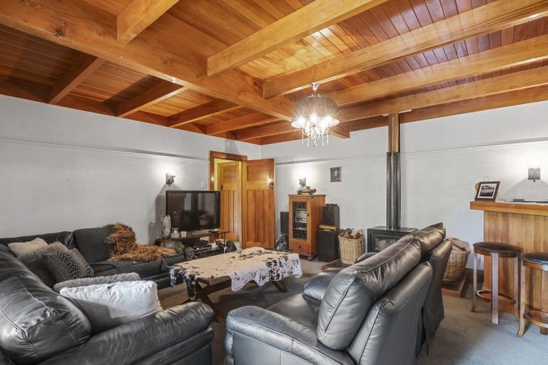 Photo of property in 936 Maungatua Road, Berwick, Outram, 9073