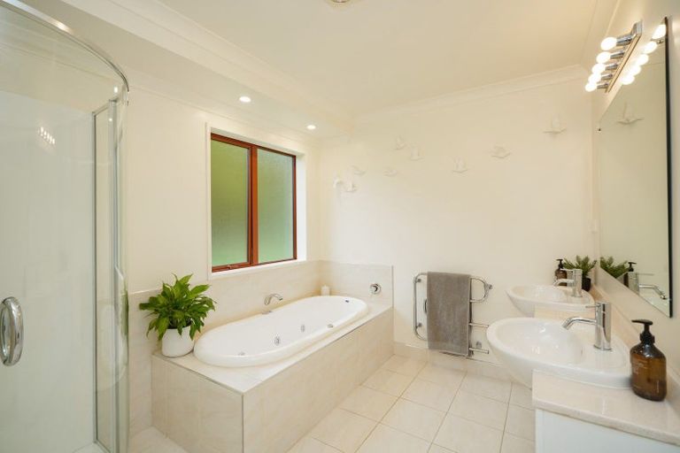 Photo of property in 14 Oreti Road, Otatara, Invercargill, 9879