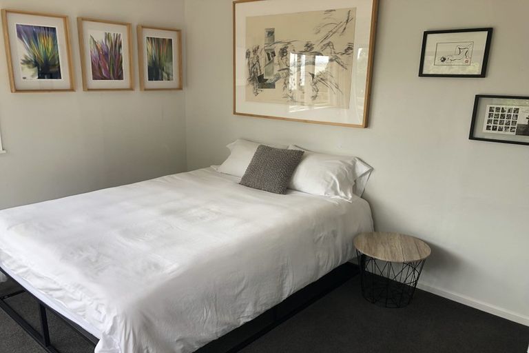 Photo of property in 109 Island Bay Road, Beach Haven, Auckland, 0626