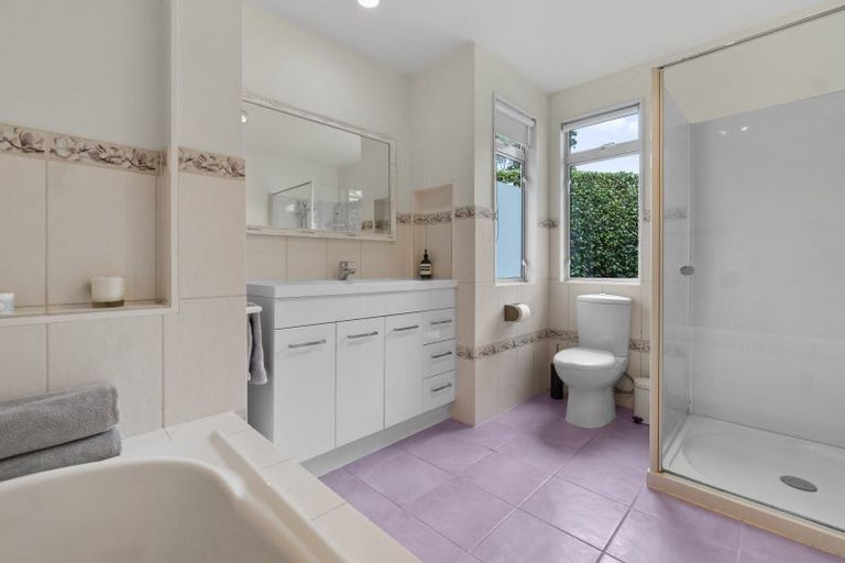 Photo of property in 2/7 Morton Avenue, Forrest Hill, Auckland, 0620