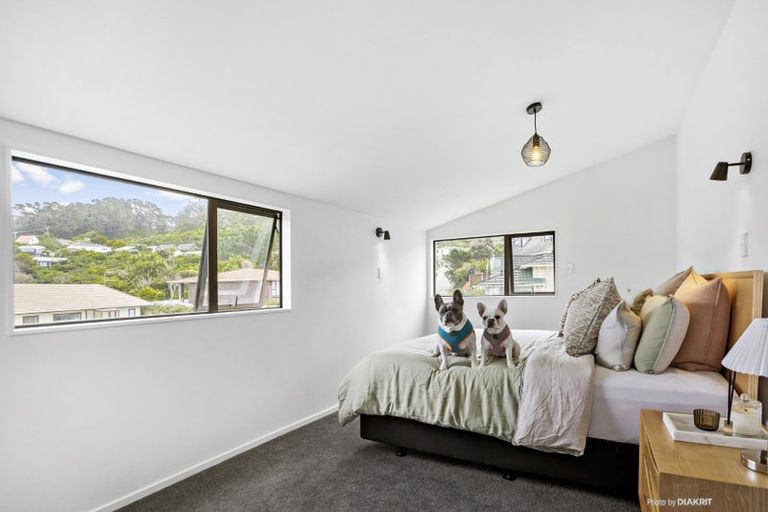 Photo of property in 48 Percy Dyett Drive, Karori, Wellington, 6012