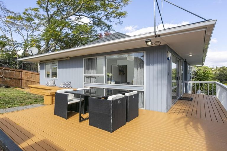 Photo of property in 1/34 Morriggia Place, Bayview, Auckland, 0629