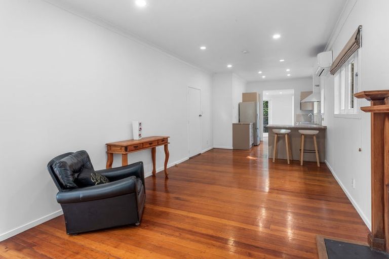 Photo of property in 75 Hatea Drive, Regent, Whangarei, 0112