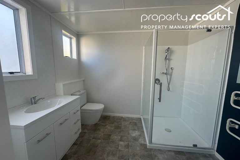 Photo of property in 52 Bathgate Street, South Dunedin, Dunedin, 9012