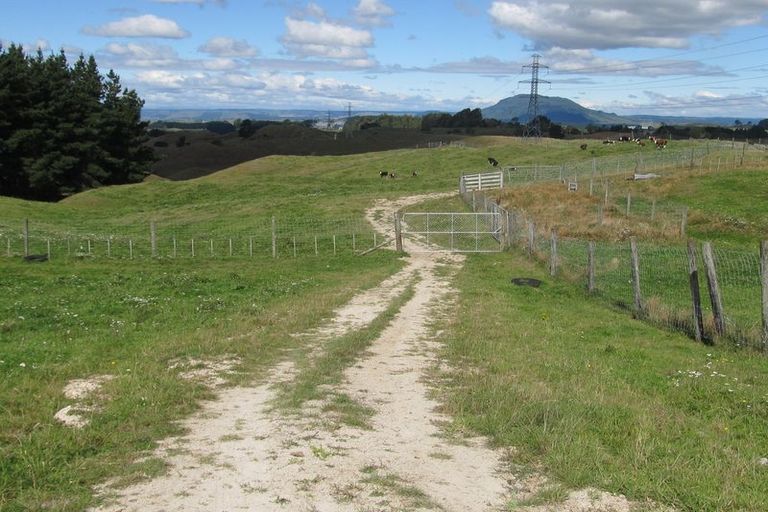 Photo of property in 30 Tuhingamata Road, Oruanui, Taupo, 3384