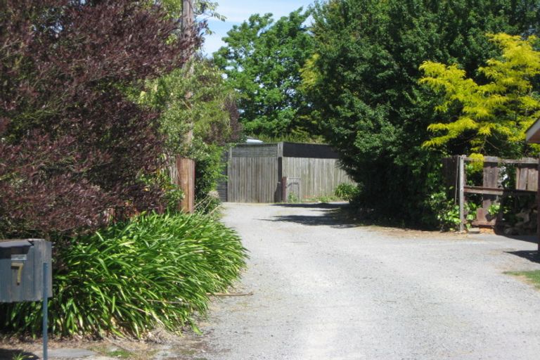 Photo of property in 7 Craig Place, Redwood, Christchurch, 8051