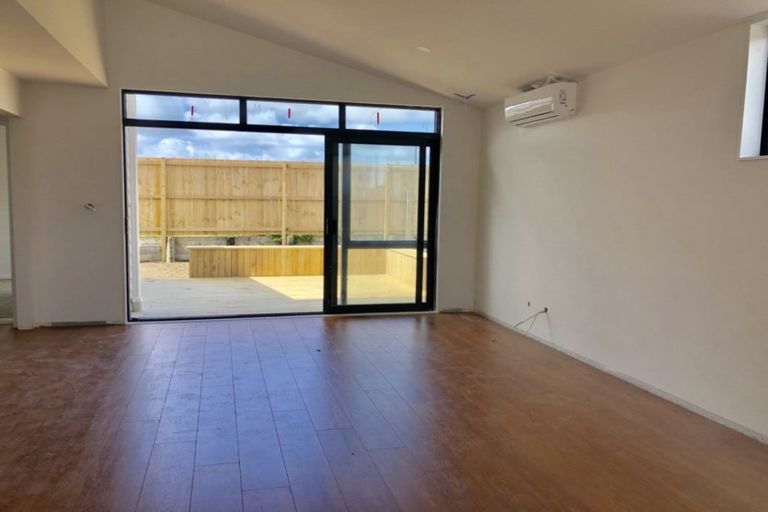 Photo of property in 13 Hoiho Road, Pukekohe, 2120