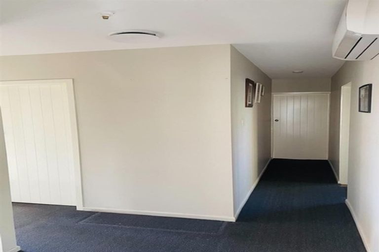 Photo of property in 701 Main South Road, Islington, Christchurch, 8042