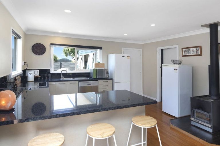 Photo of property in 11 Shearer Avenue, Papanui, Christchurch, 8052