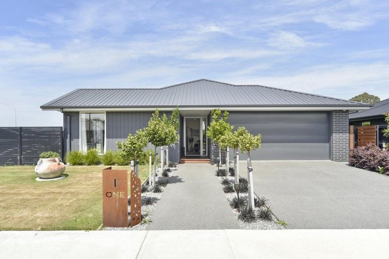 Photo of property in 1 Tara Crescent, Woodend, 7610