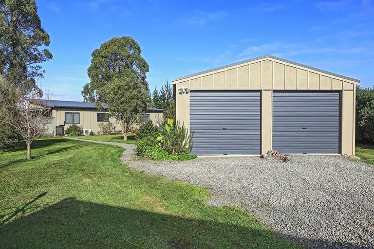 Photo of property in 219a Porangahau Road, Waipukurau, 4200