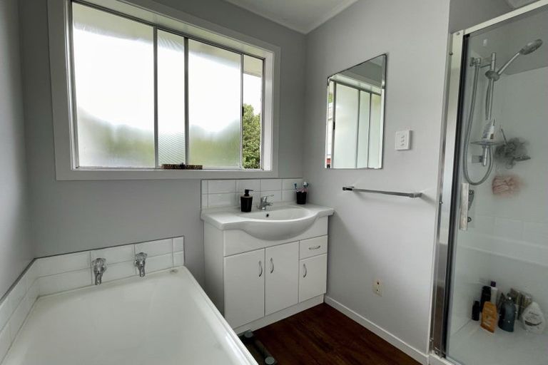 Photo of property in 19 Grange Street, Winton, 9720