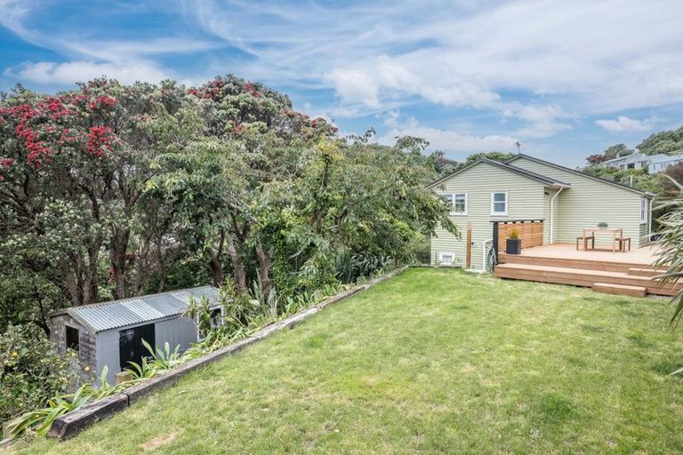 Photo of property in 30 Sidlaw Street, Strathmore Park, Wellington, 6022