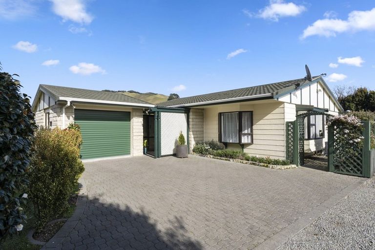 Photo of property in 86 Elizabeth Street, Waikanae, 5036