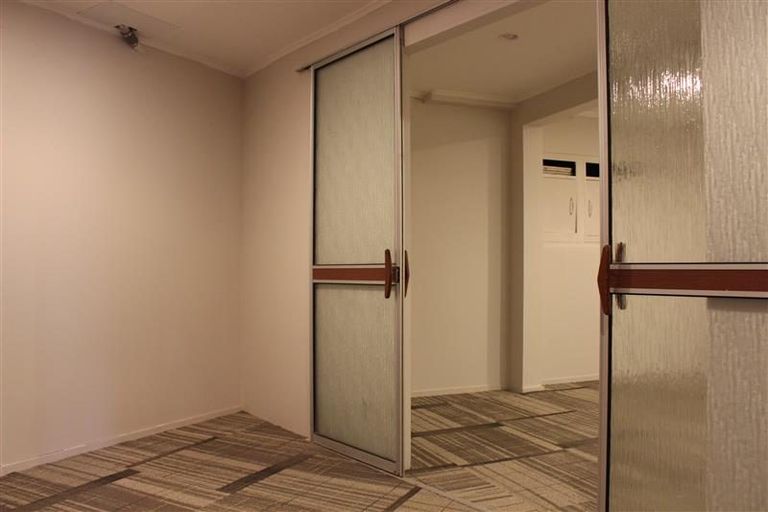 Photo of property in 11 Breton Grove, Kingston, Wellington, 6021