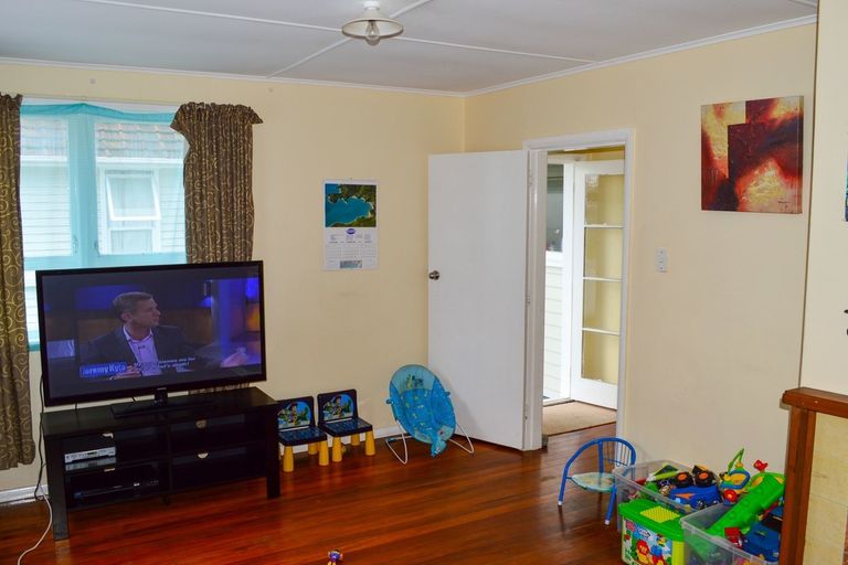 Photo of property in 17 Munro Street, Elgin, Gisborne, 4010