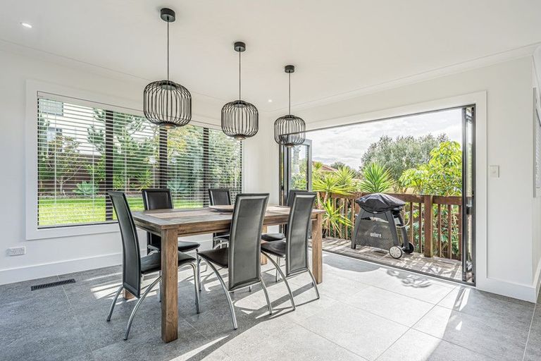 Photo of property in 353 Gulf Harbour Drive, Gulf Harbour, Whangaparaoa, 0930