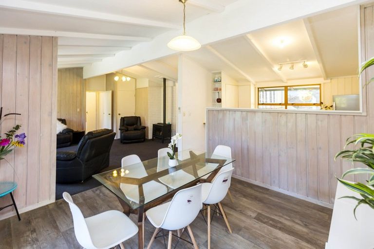 Photo of property in 8 Goodwin Place, Pinehaven, Upper Hutt, 5019