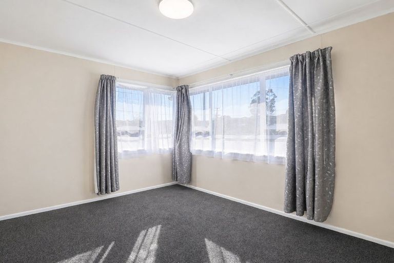 Photo of property in 2 Ngareta Road, Mourea, Rotorua, 3074