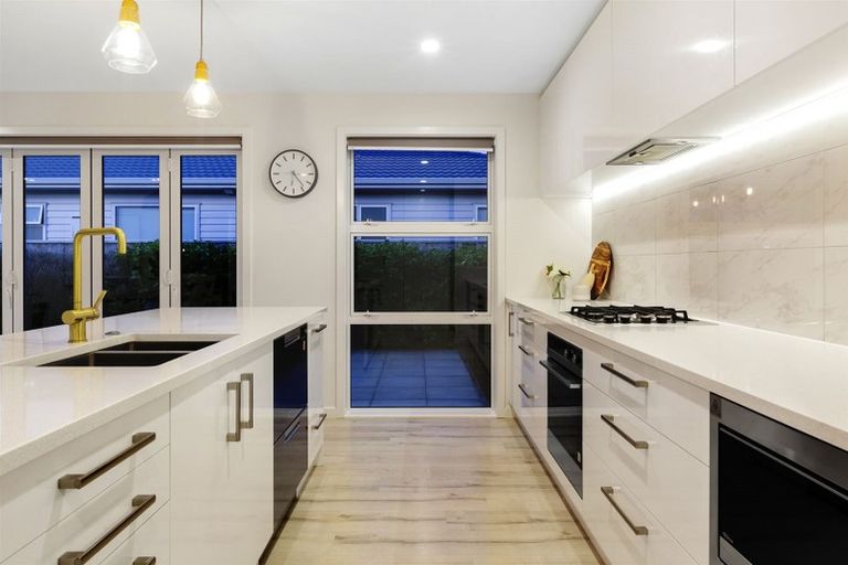 Photo of property in 14 Ken Douglas Drive, Aotea, Porirua, 5024